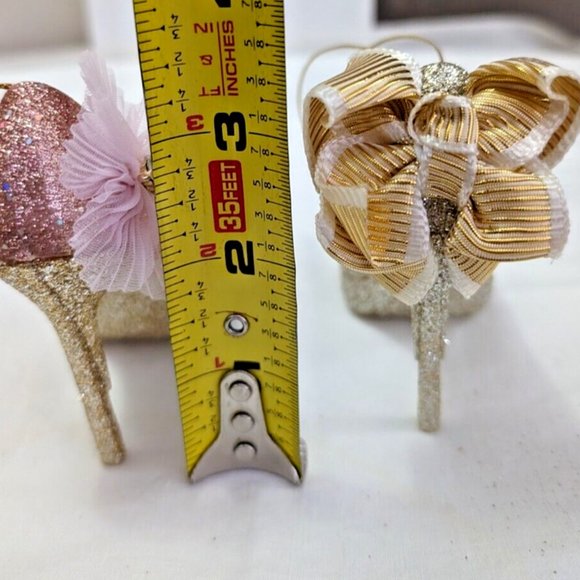 Pink And Gold Valentine Tree Ornament And Ribbon Kit - Picture 3 of 9